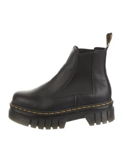 Pre-owned Dr. Martens Leather Chelsea Boots In Black