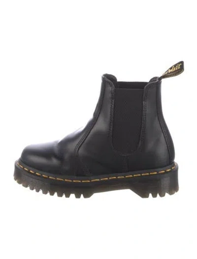 Pre-owned Dr. Martens Leather Chelsea Boots In Black