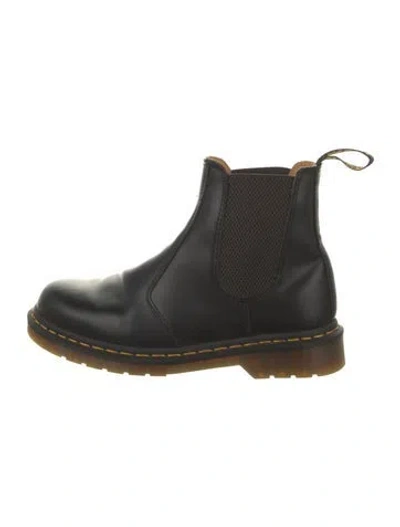 Pre-owned Dr. Martens Leather Chelsea Boots In Black