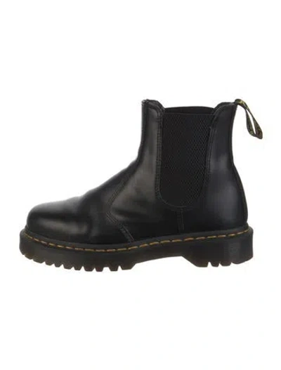 Pre-owned Dr. Martens Leather Chelsea Boots In Black