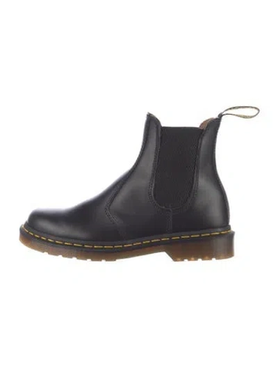 Pre-owned Dr. Martens Leather Chelsea Boots In Black