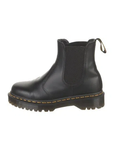 Pre-owned Dr. Martens Leather Chelsea Boots In Black
