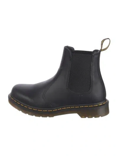 Pre-owned Dr. Martens Leather Chelsea Boots In Black