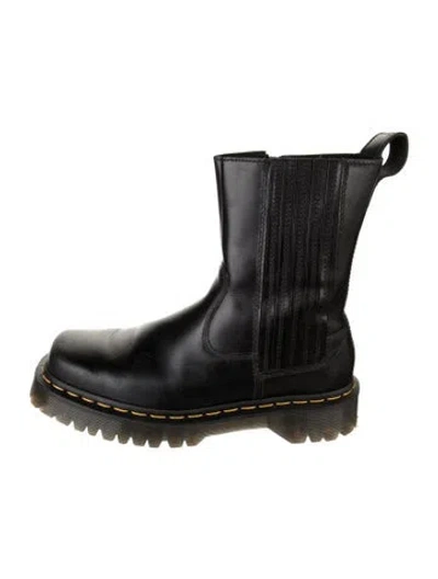 Pre-owned Dr. Martens Leather Chelsea Boots In Black
