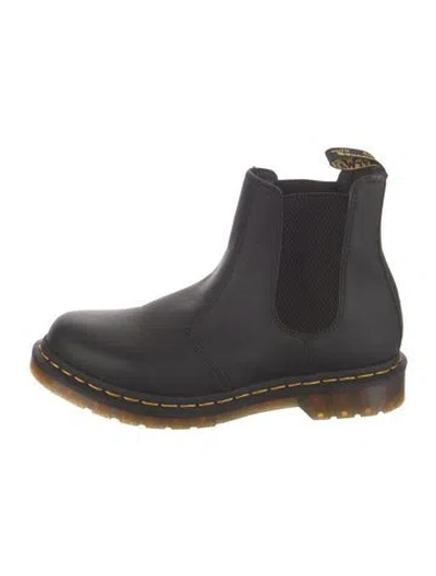 Pre-owned Dr. Martens Leather Chelsea Boots In Black