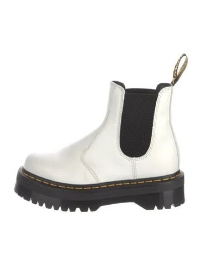 Pre-owned Dr. Martens Leather Chelsea Boots In White