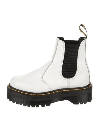 Pre-owned Dr. Martens Leather Chelsea Boots In White