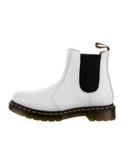 Pre-owned Dr. Martens Leather Colorblock Pattern Chelsea Boots In White