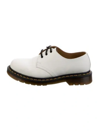 Pre-owned Dr. Martens Leather Oxfords In White