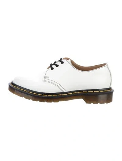 Pre-owned Dr. Martens Leather Oxfords In White