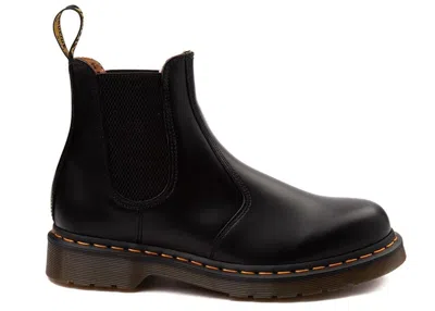 Pre-owned Dr. Martens' Men's Dr. Martens 2976 Smooth Leather Chelsea Boot Sneakers In Black