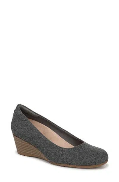 Dr. Scholl's Be Flex Wedge Pump In Gray