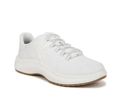 Dr. Scholl's Feel At Ease Sneaker In White