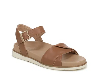 Dr. Scholl's Free To Move Quarter Strap Sandal In Brown