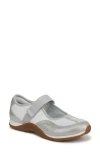 Dr. Scholl's Goodie Sneaker In Silver White