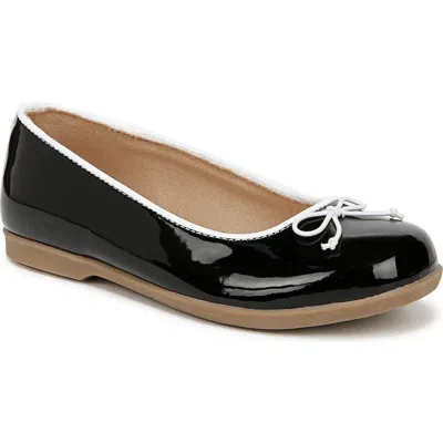 Dr. Scholl's Kids' Wexley Ballet Flat In Black Faux Leather