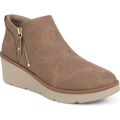 Dr. Scholl's Lizzie Cloud Wedge Bootie In Brown
