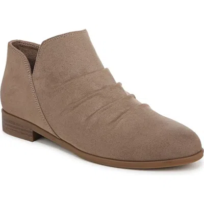 Dr. Scholl's Women's Rae Zip Shooties In Mocha Taupe Microfiber