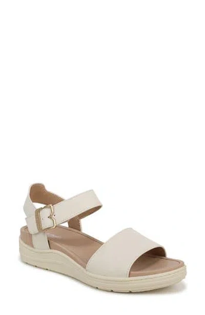 Dr. Scholl's Time Off Sky Ankle Strap Platform Sandal In Neutral