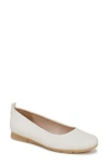 Dr. Scholl's Timeless Flat In Off White