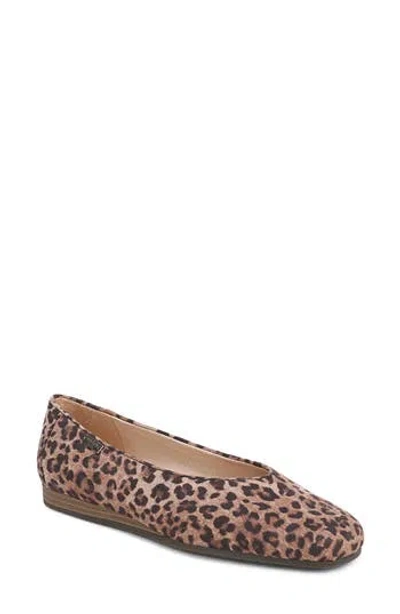 Dr. Scholl's Violet Skimmer Flat In Animal Print
