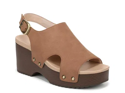 Dr. Scholl's Wrenlee Platform Sandal In Brown