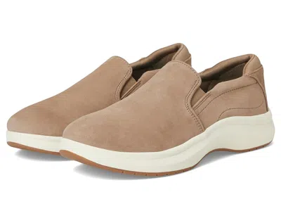 Dr. Scholl's Feel Well In Brown