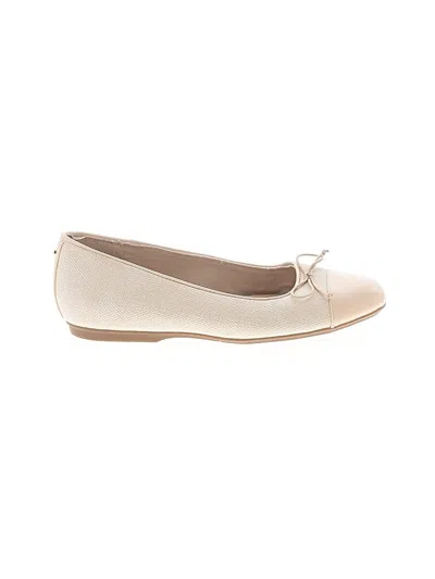 Pre-owned Dr. Scholl's Flats In Ivory