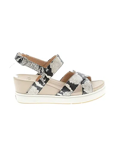 Pre-owned Dr. Scholl's Wedges In Ivory