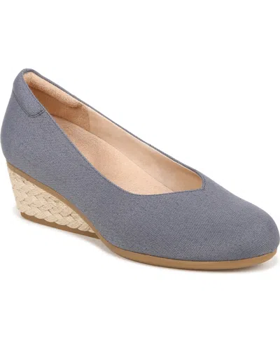 Dr. Scholl's Women's Be Ready Wedge Pumps In Blue Microfiber