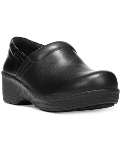 DR. SCHOLL'S WOMEN'S DYNAMO SLIP-RESISTANT WORK CLOGS