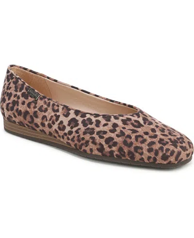 Dr. Scholl's Women's Violet Ballerina Slip-on Flats In Brown Leopard Print Microsuede