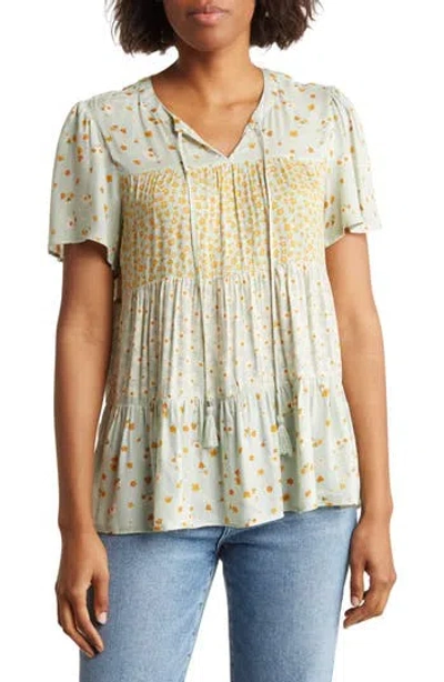 Dr2 By Daniel Rainn Floral Keyhole Tiered Peasant Top In Green