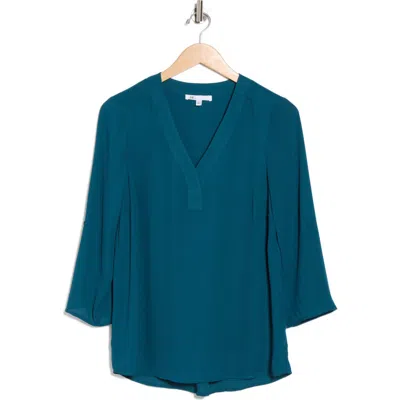 Dr2 By Daniel Rainn V-neck Roll Sleeve Top