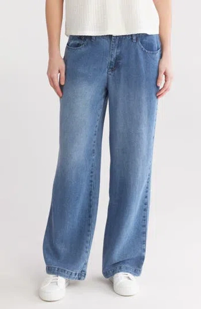 Dr2 By Daniel Rainn Wide Leg Jeans In Soft Washed Denim