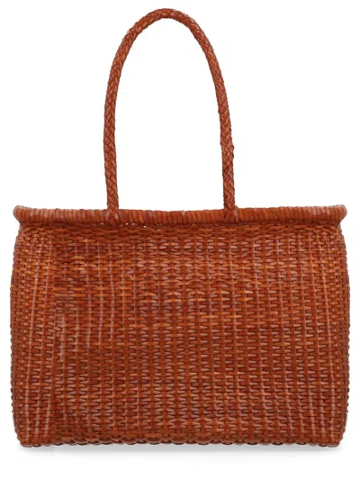 Dragon Diffusion B Weave Shoulder Bag In Brown