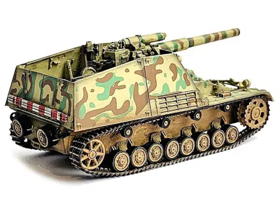 Dragon Models German Sd. Kfz.165 Hummel Self-propelled V2 "early Production German Army" "neo Dragon Armor" Series