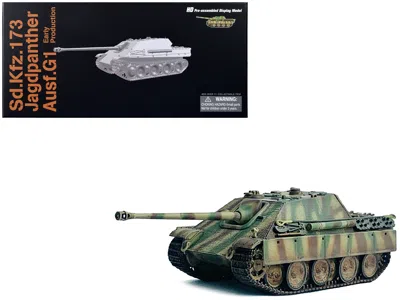 Dragon Models Germany Sd. Kfz.173 Jagdpanther Ausf. G1 Early Production Tank "s. Pz. Abt.654 Ruhr Pocket" (1945) " In Green