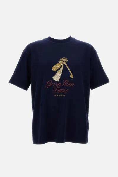 Drã´le De Monsieur T-shirt 'grand Hotel' In Blue
