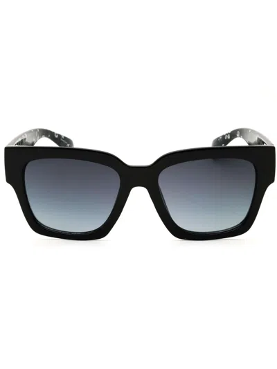 Draper James Dj9022 Sunglasses In 001 - Black/grey Gradient