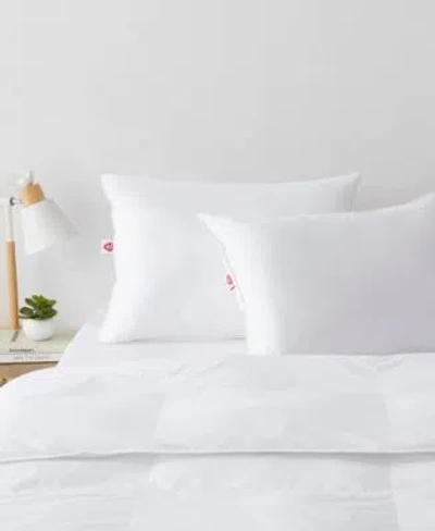 Dream Naturally 400 Thread Count Primaloft Down Alternative Medium Density Pillows In White