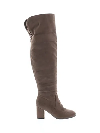 Pre-owned Dream Pairs Boots In Brown