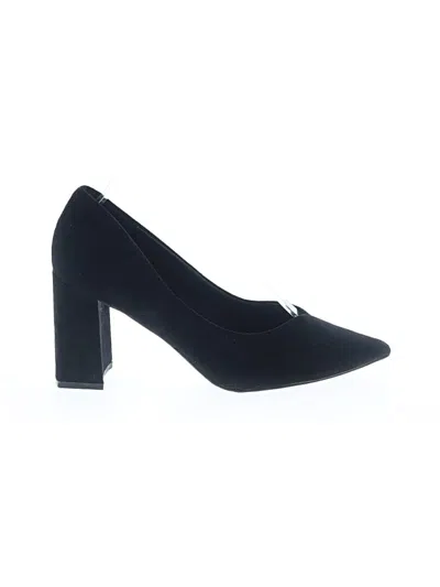 Pre-owned Dream Pairs Heels In Black