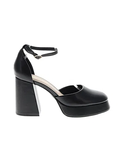 Pre-owned Dream Pairs Heels In Black