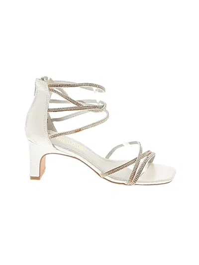 Pre-owned Dream Pairs Sandals In Ivory