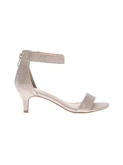 Pre-owned Dream Pairs Sandals In Silver