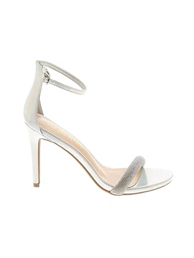 Pre-owned Dream Pairs Sandals In Silver