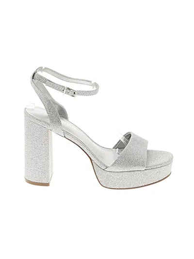 Pre-owned Dream Pairs Sandals In Silver