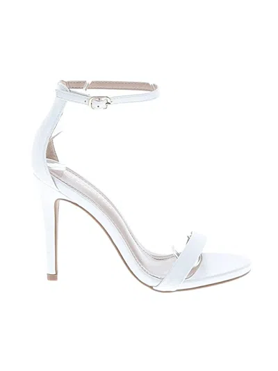 Pre-owned Dream Pairs Sandals In White