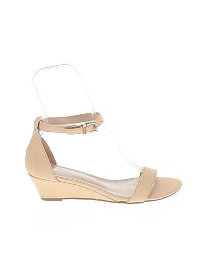Pre-owned Dream Pairs Wedges In Tan